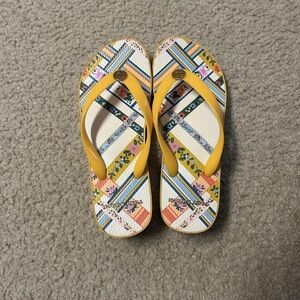 Havaianas Yellow and Blue Patterned Flip Flops